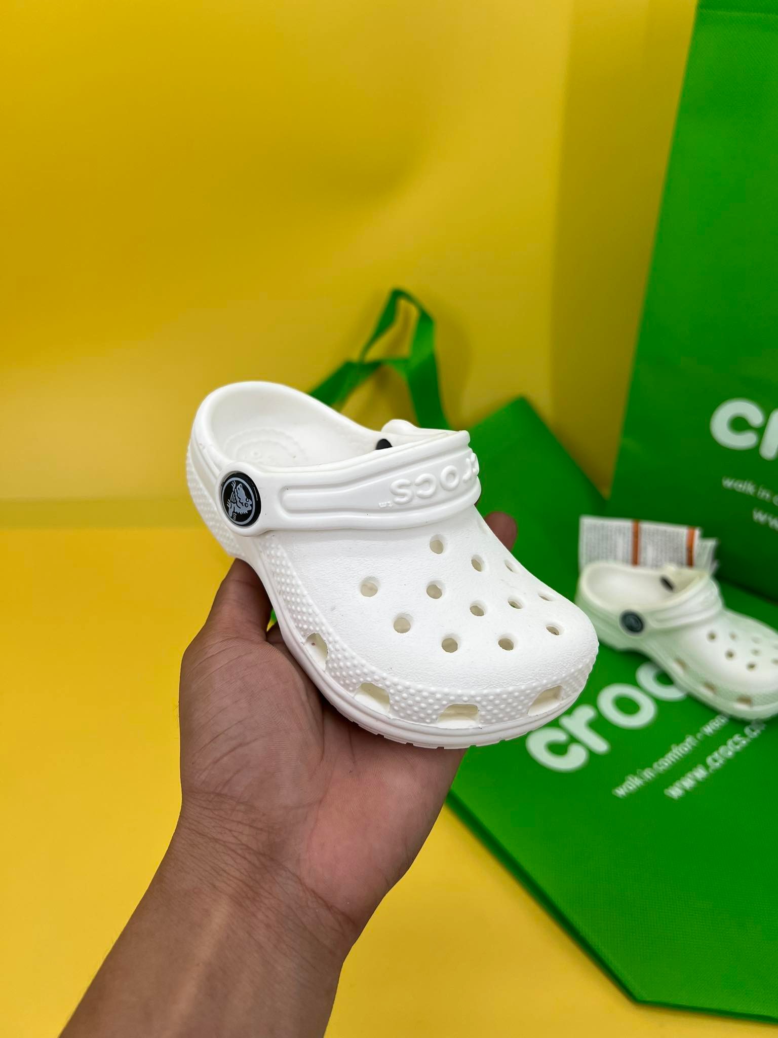 CROCS CLASSIC OG2 CLOGS KOREAN SANDALS FOR KIDS WITH FREE JIBBITZ