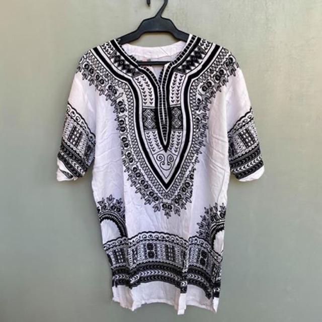 busty woman t shirt