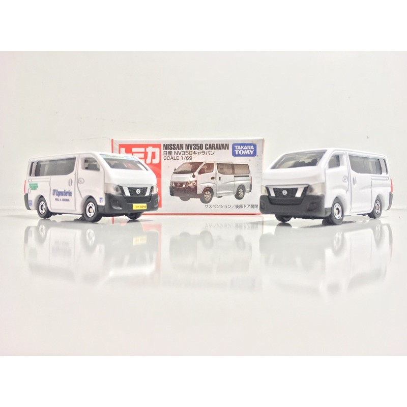 Takara Tomy Tomica #18 Nissan NV350 Caravan Krankenwagen 1/69 Spielzeugauto 