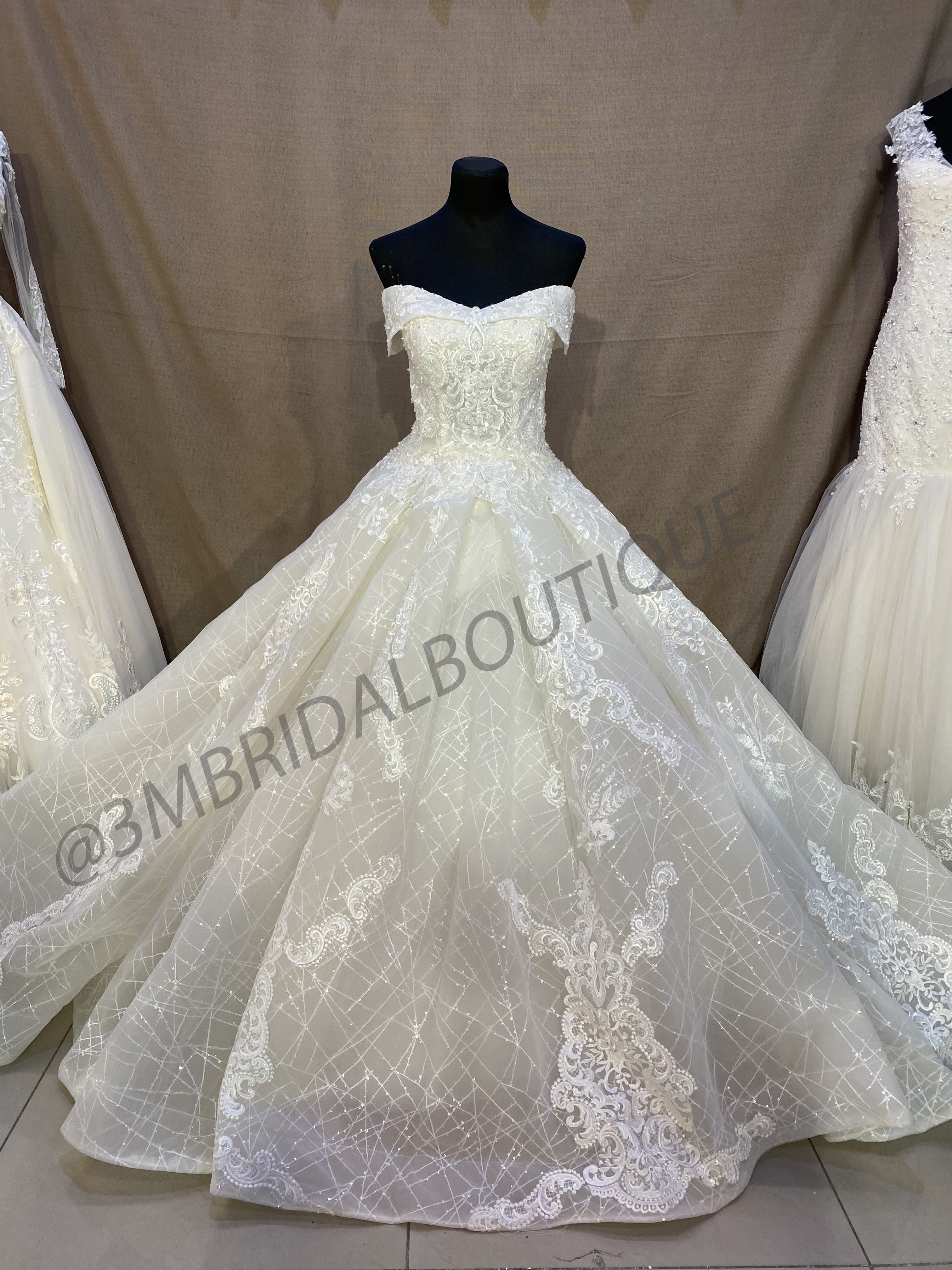 most expensive wedding saree