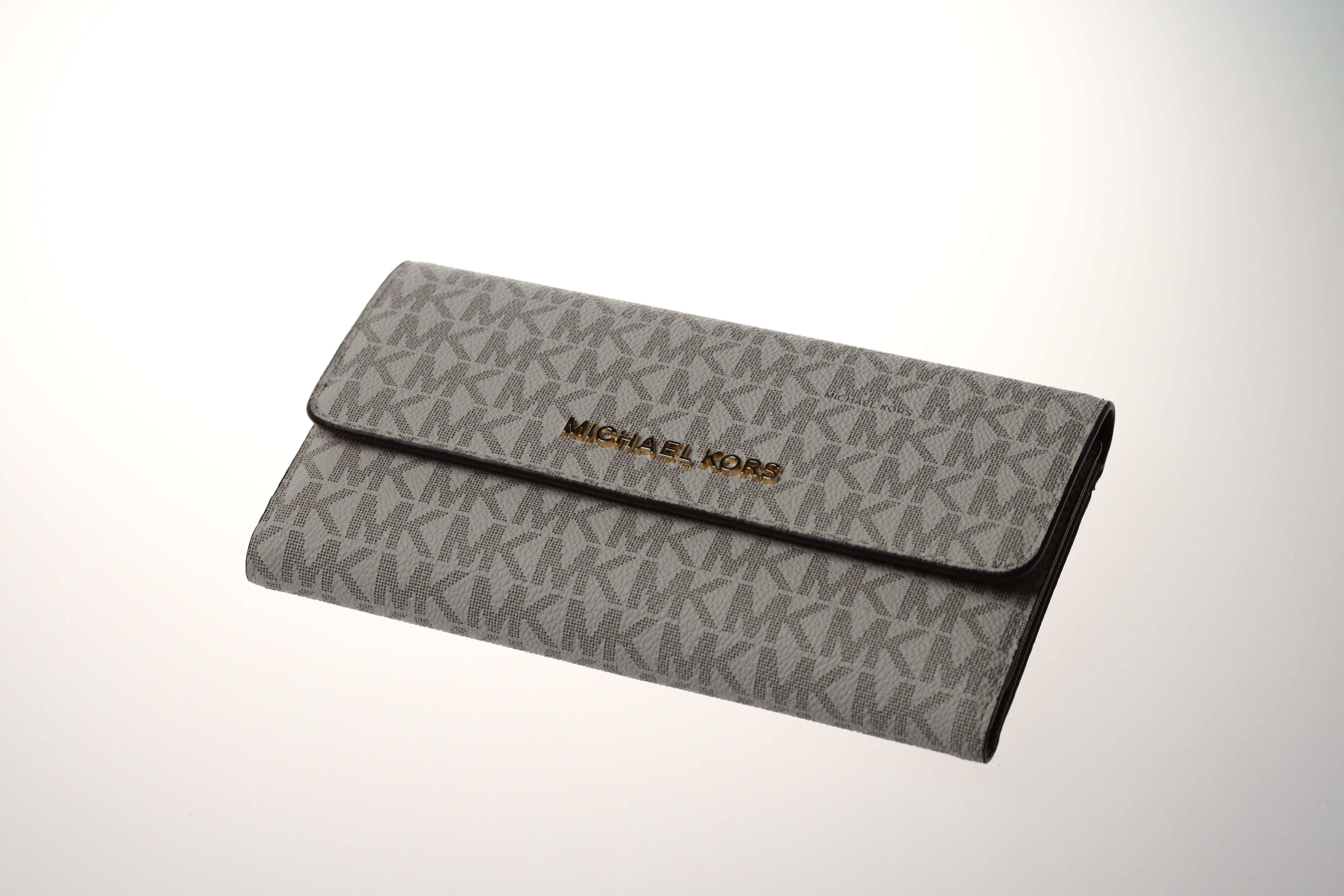 wallet mk originales