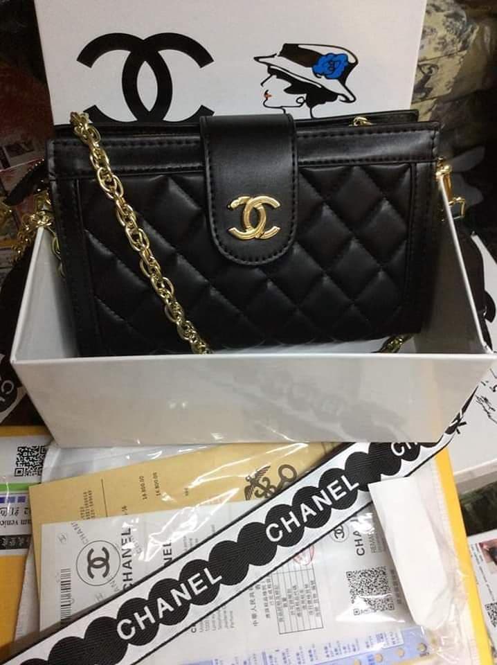 chanel black sling bag
