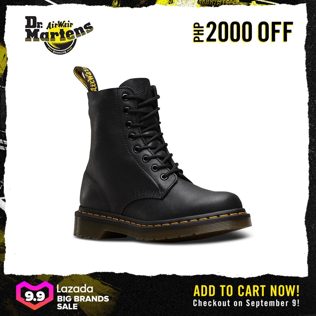 dr martens iconic 8 eye boot