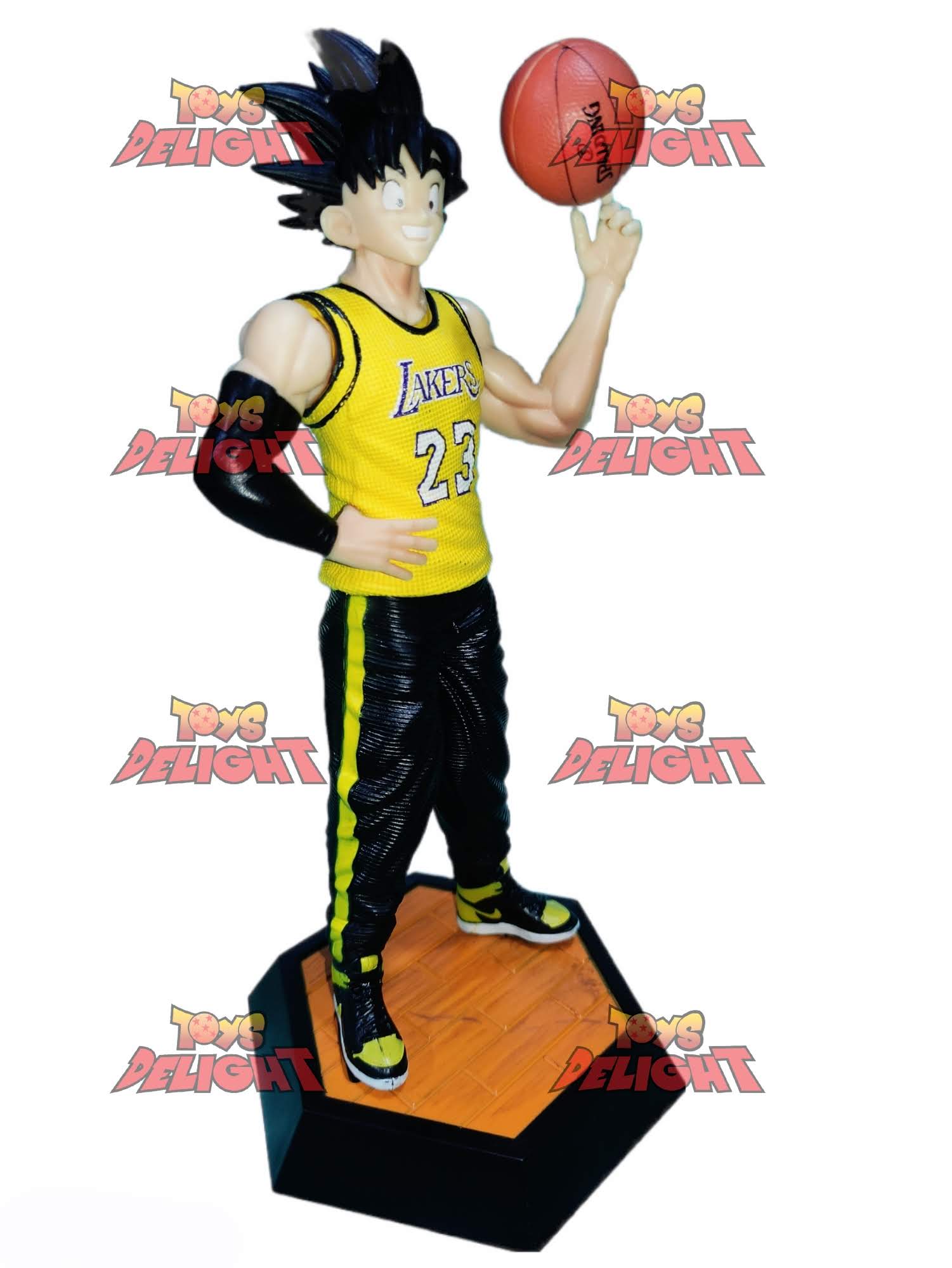 goku lakers figure