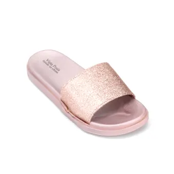 flip flops and slippers