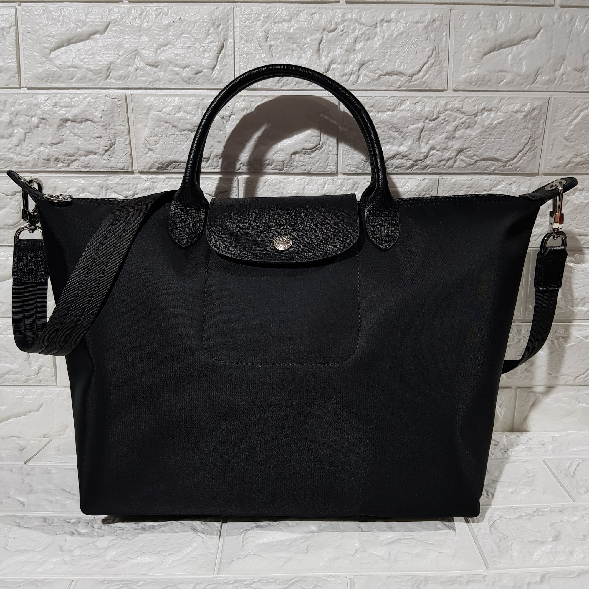 longchamp small sling bag