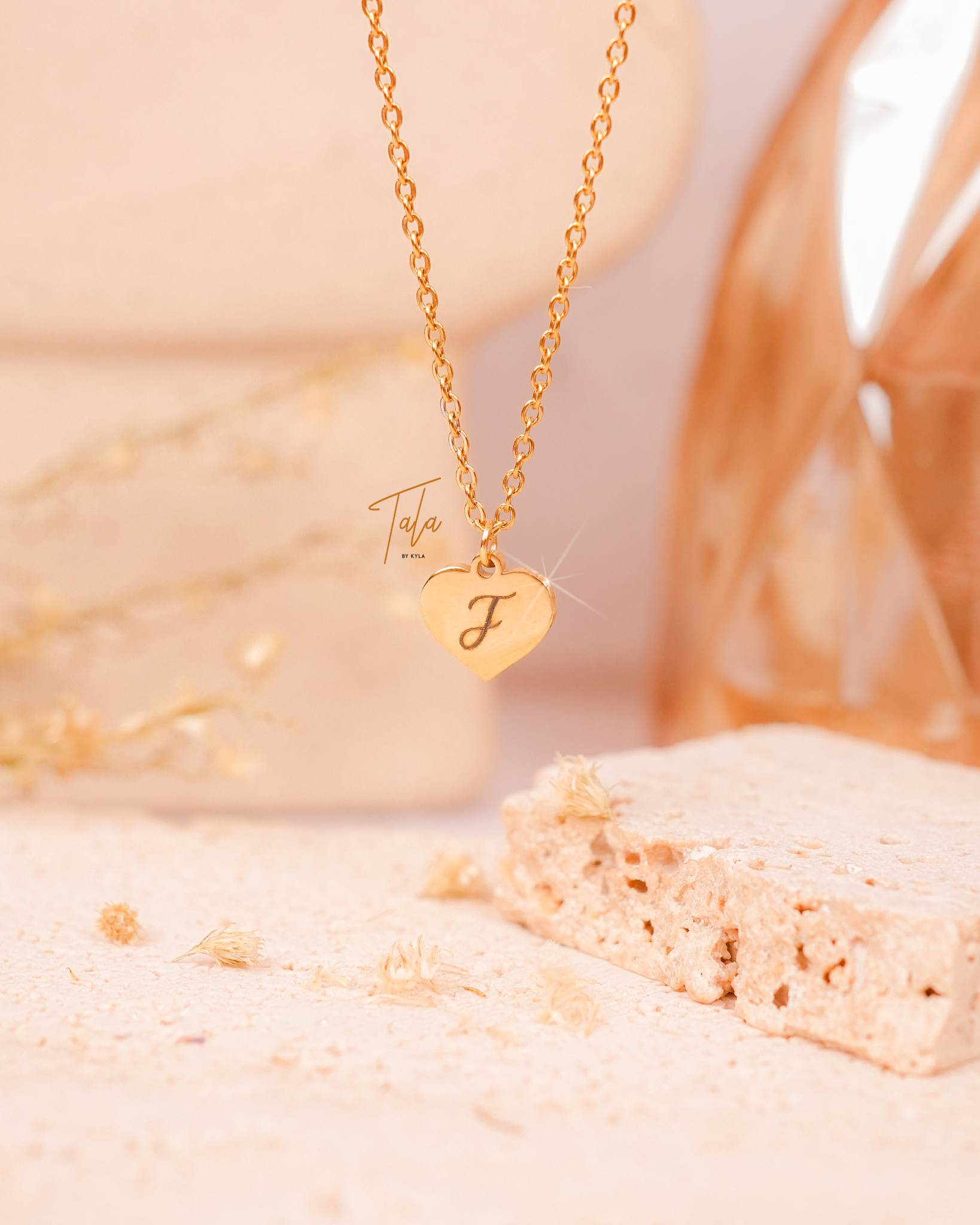 Tala by online kyla heart necklace