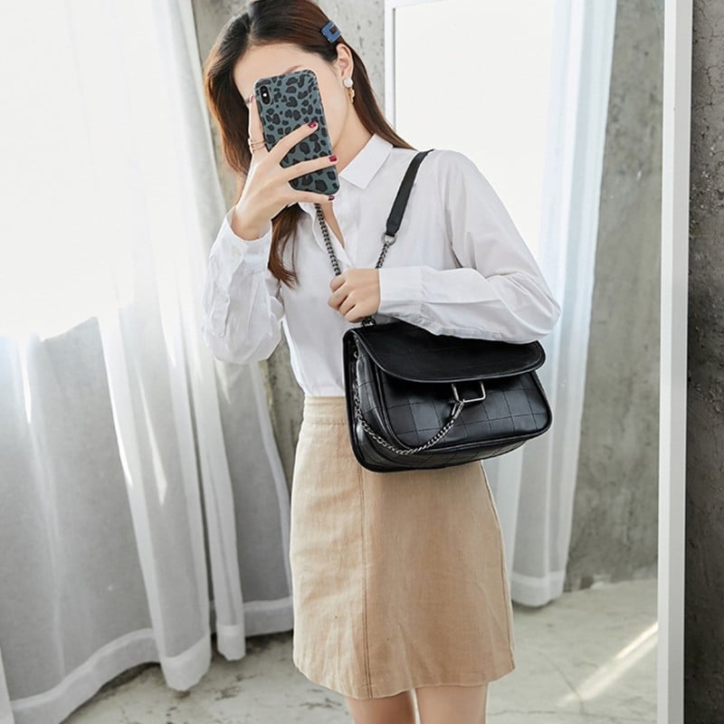 ⊙ZARA new ladies bag shoulder bag black rock style soft wallet