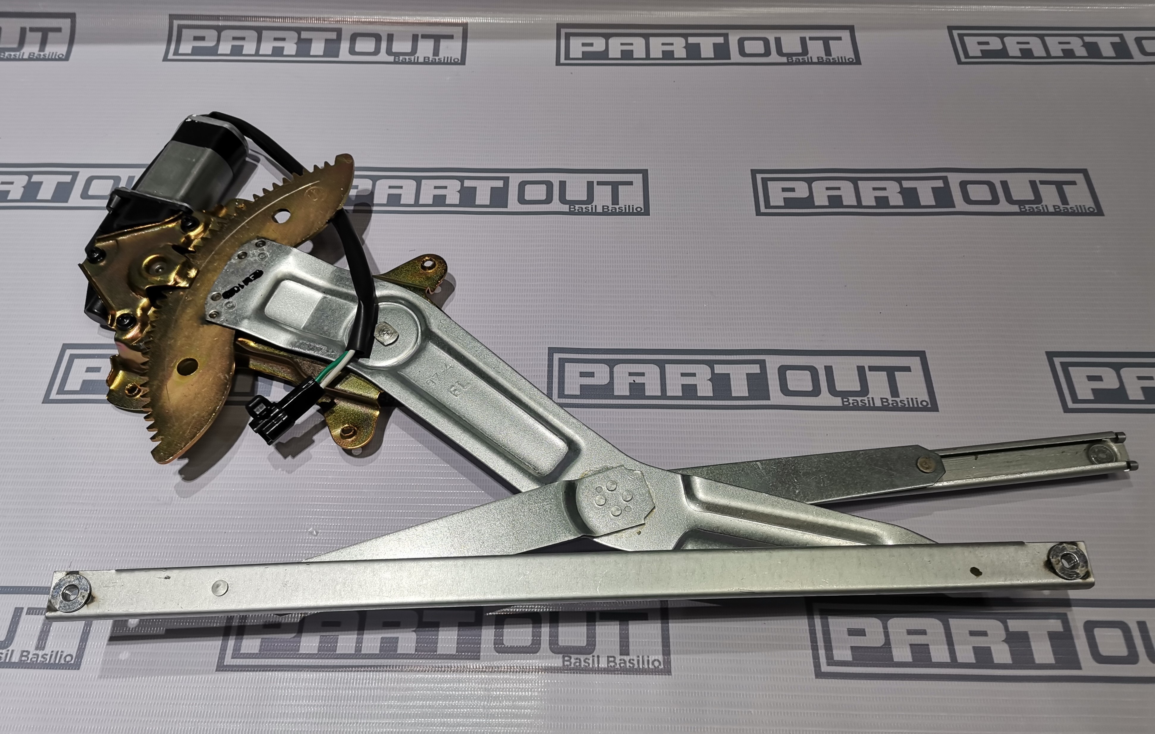 TOYOTA COROLLA AE110 LOVELIFE POWER WINDOW MECHANISM WITH MOTOR 1998