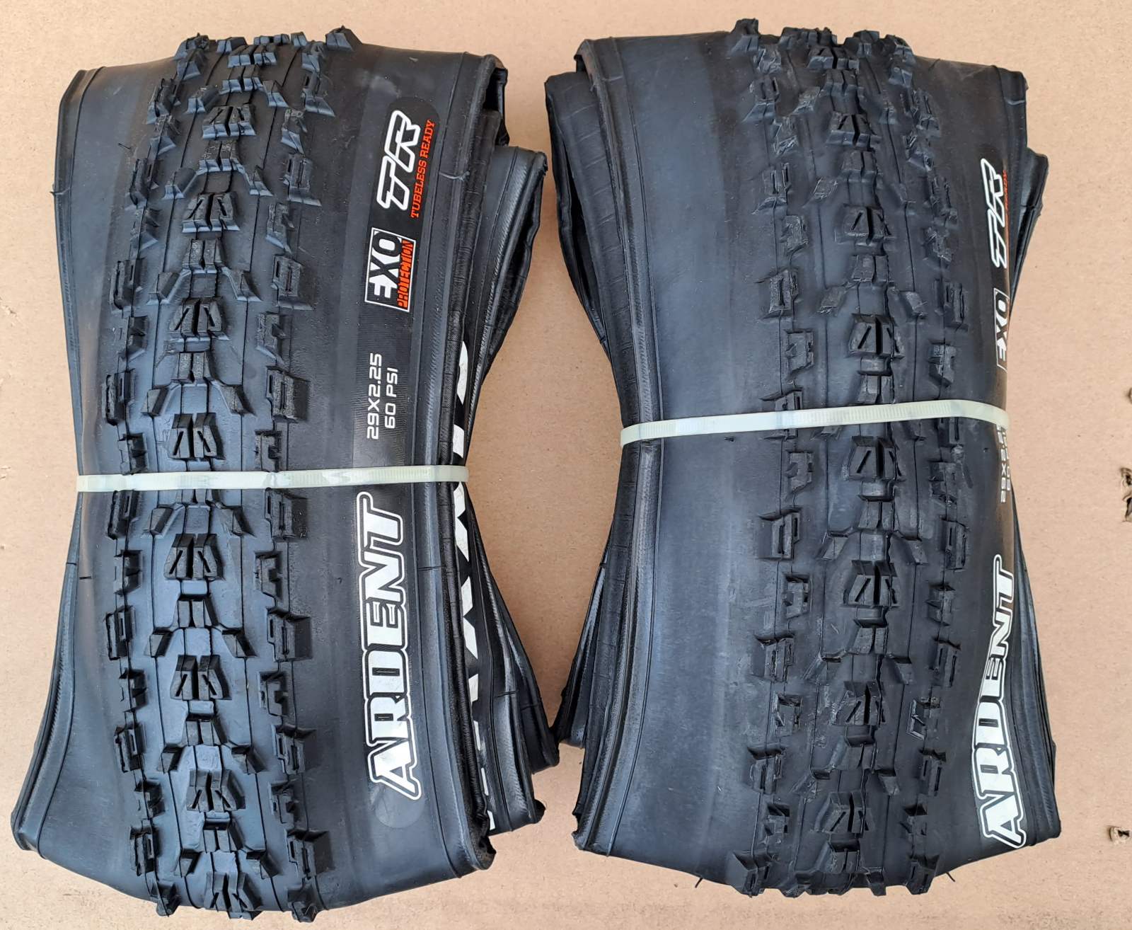 Maxxis Ardent Folding Bead Mountain Bike Tire - Aggressive Tread, Lightweight, EXO Sidewall Protection Option