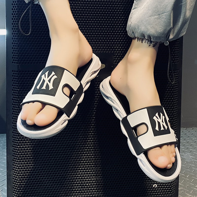 MLB Korean men an women lover Fashion Design Slipper NY Sandals INS popular  logo wear sports antiskid beach couple slipper