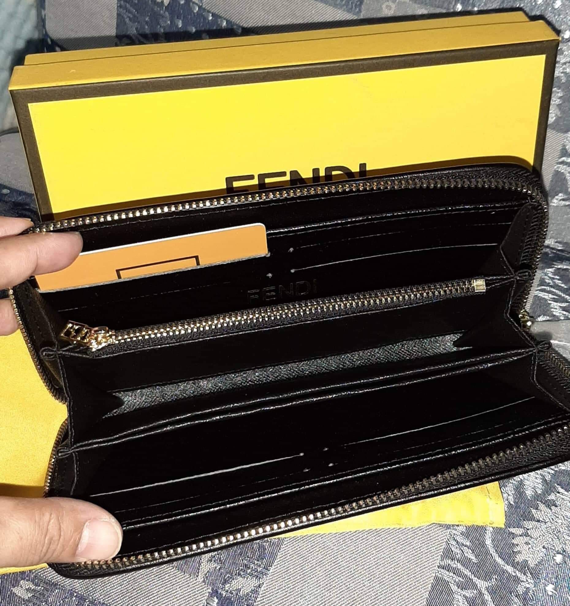 fendi zipper wallet