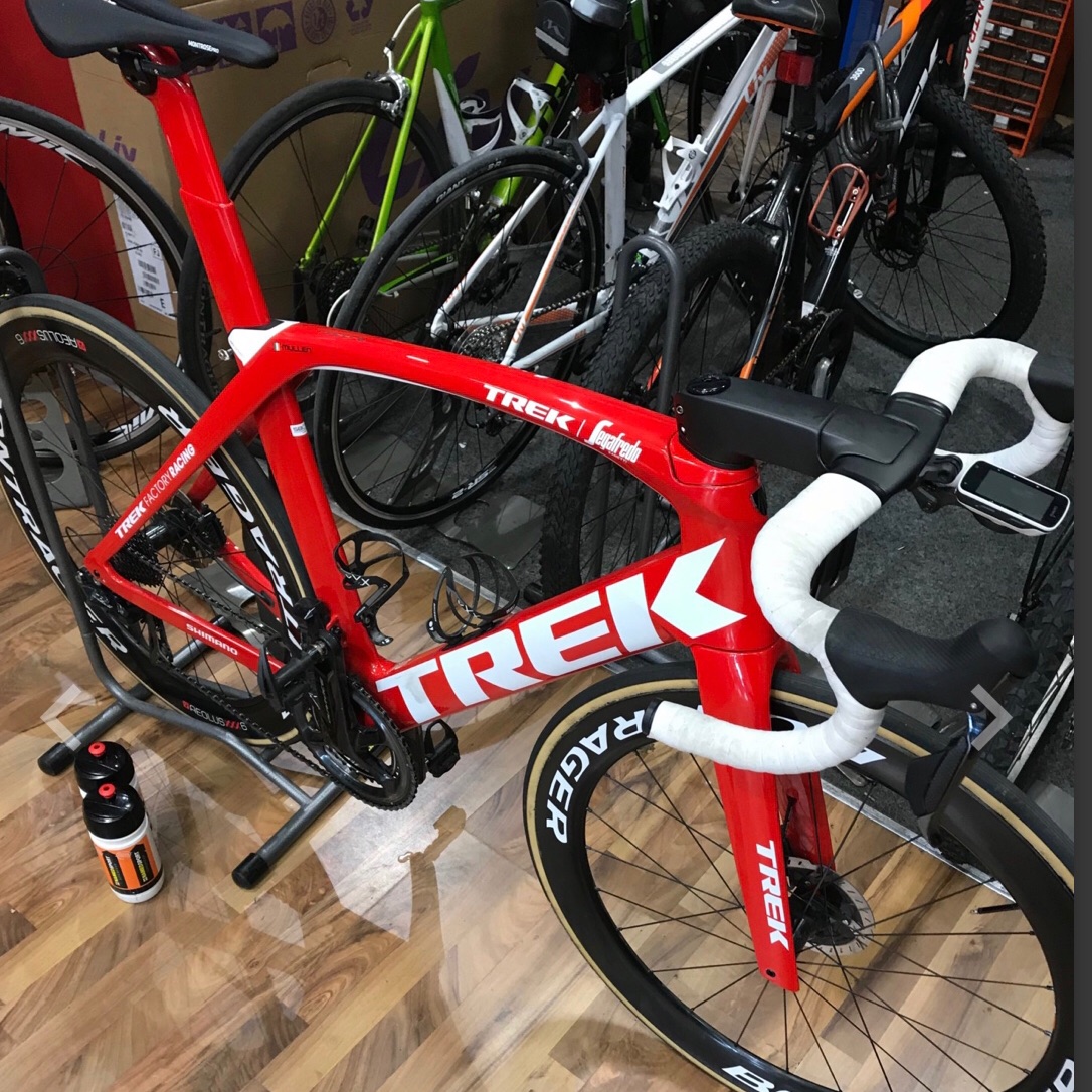 trek lightweight bike
