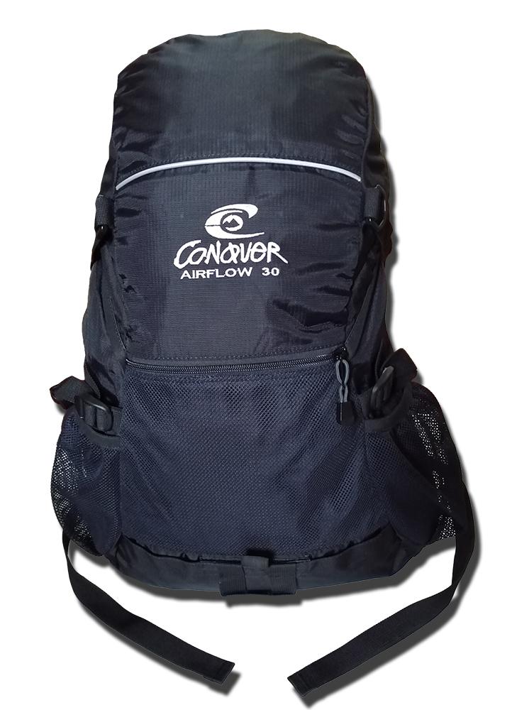 conquer hiking bags