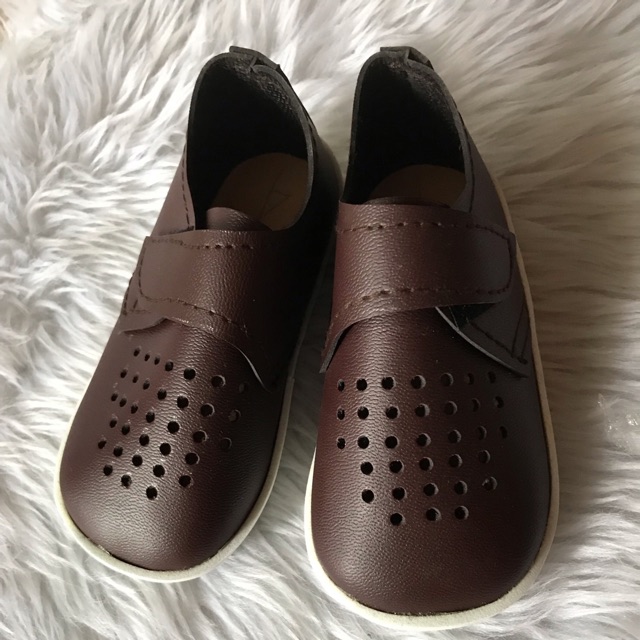 Hard sole shoes for babies 70 pesos lang!!! Lazada PH