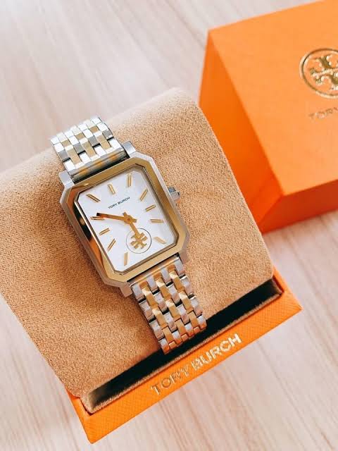 Brand: TORY BURCH Analog/Quartz Robinson Watch for Ladies *Style Number:  TBW1501 *Dimensions: 27MM *Material: Stainless Steel *Color:…