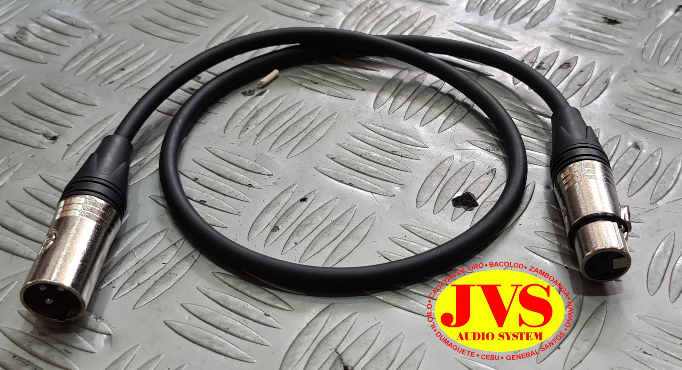 XLR Male to XLR Female Connector (Strandtz Germany Cable) 1 meter