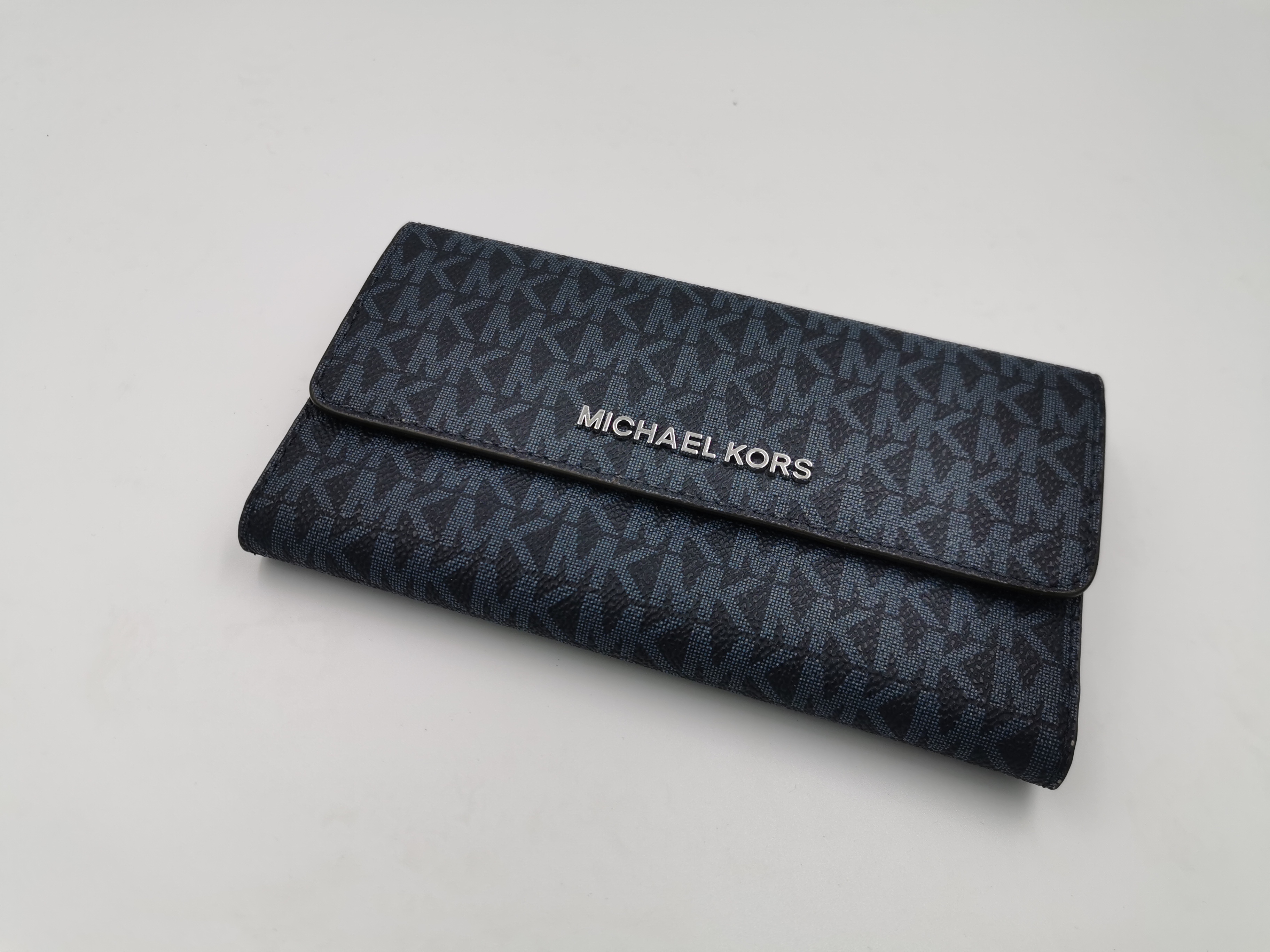 wallet mk originales