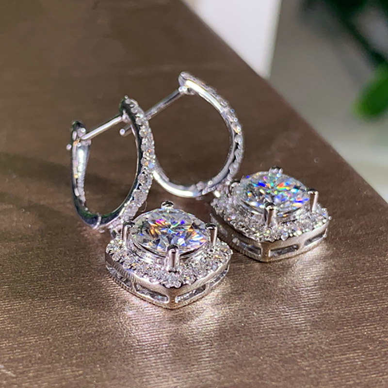 Exquisite Women's Micro Inlaid Zircon Versatile Earrings and Accessories