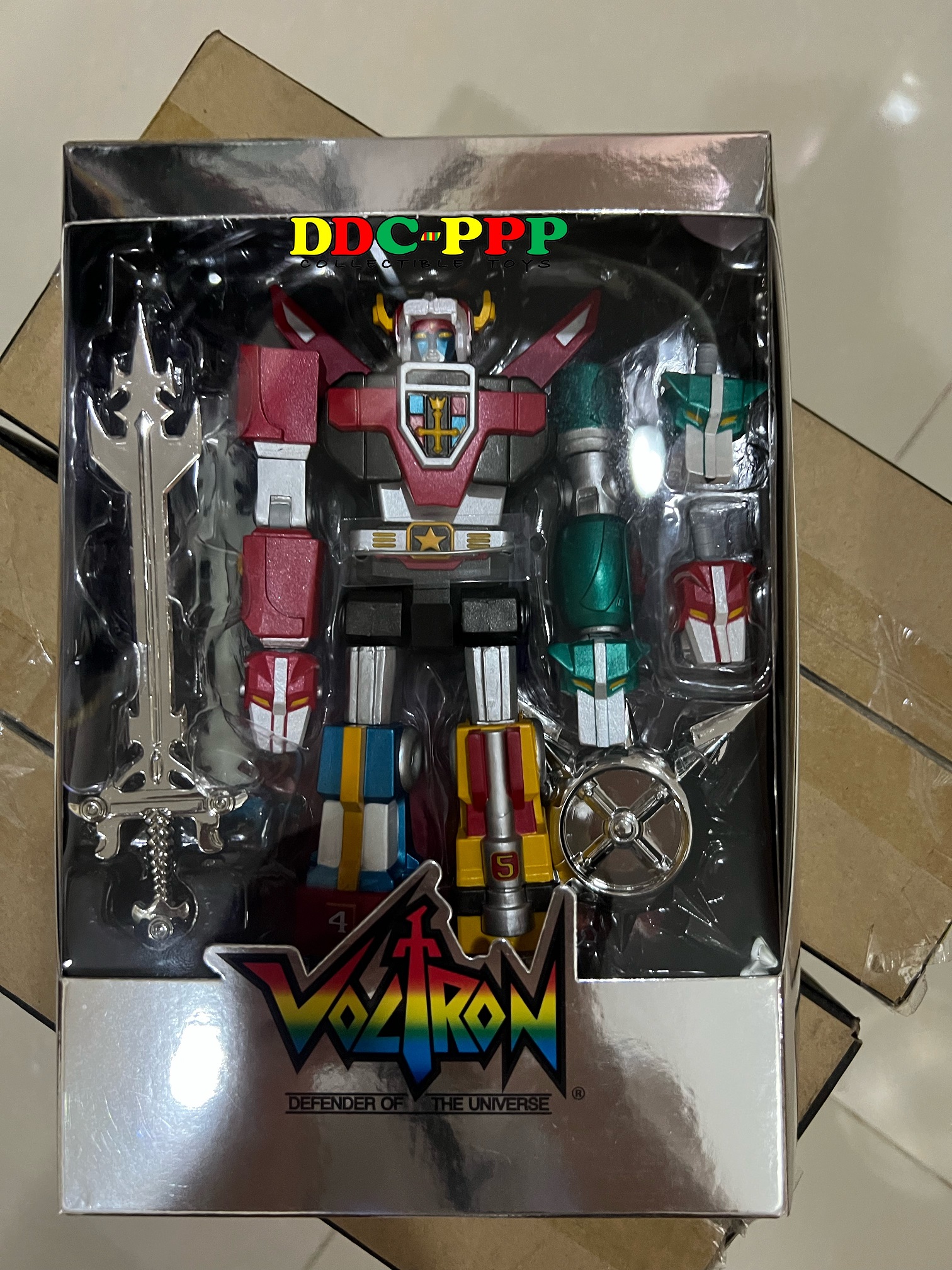 Voltron Ultimates Toy Deco 6-Inch Action Figure by Super7 (SEALED