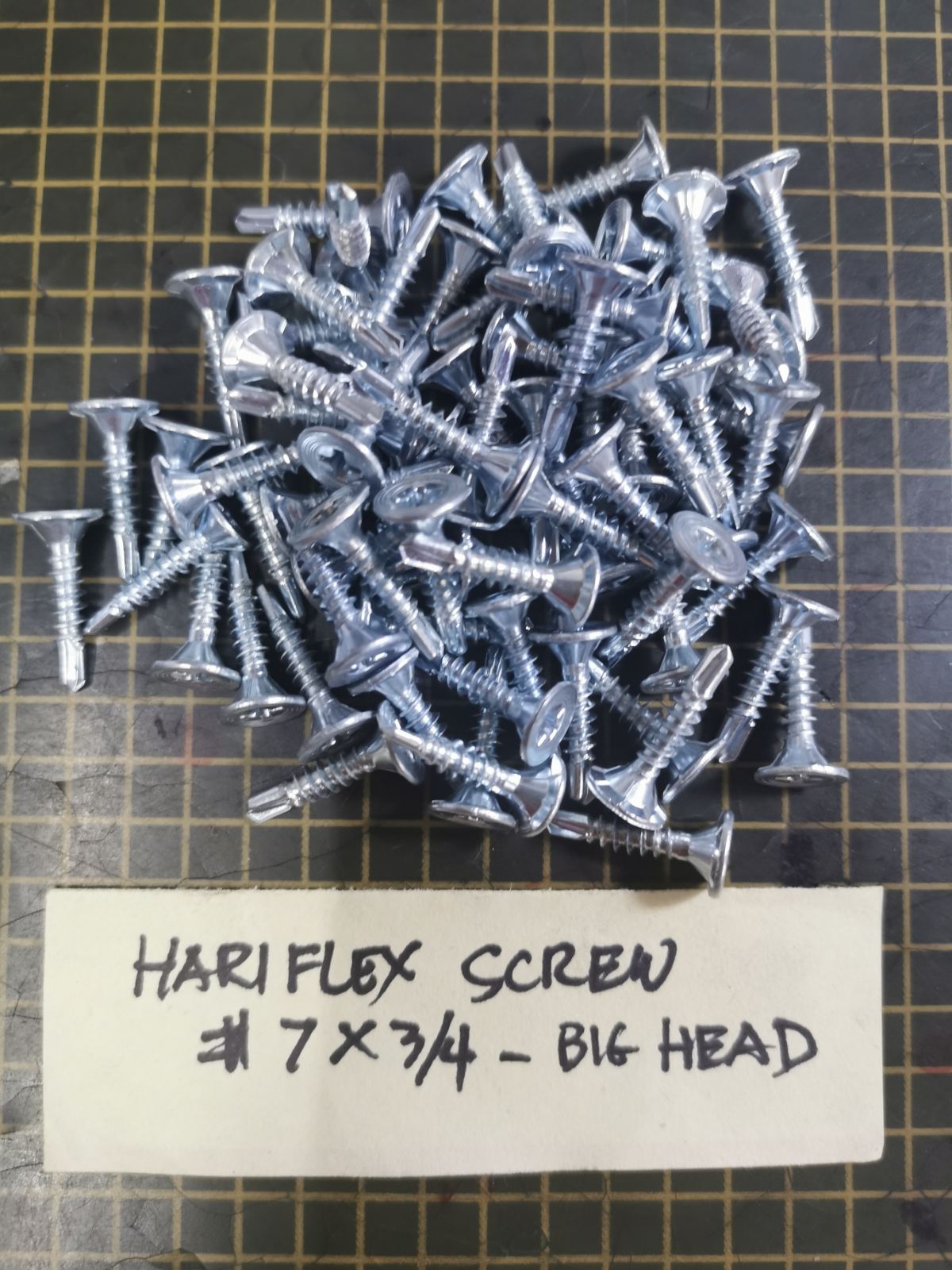 500PCS HARDIFLEX SCREW 7 X 3/4 BIG HEAD (in silver or gold variant