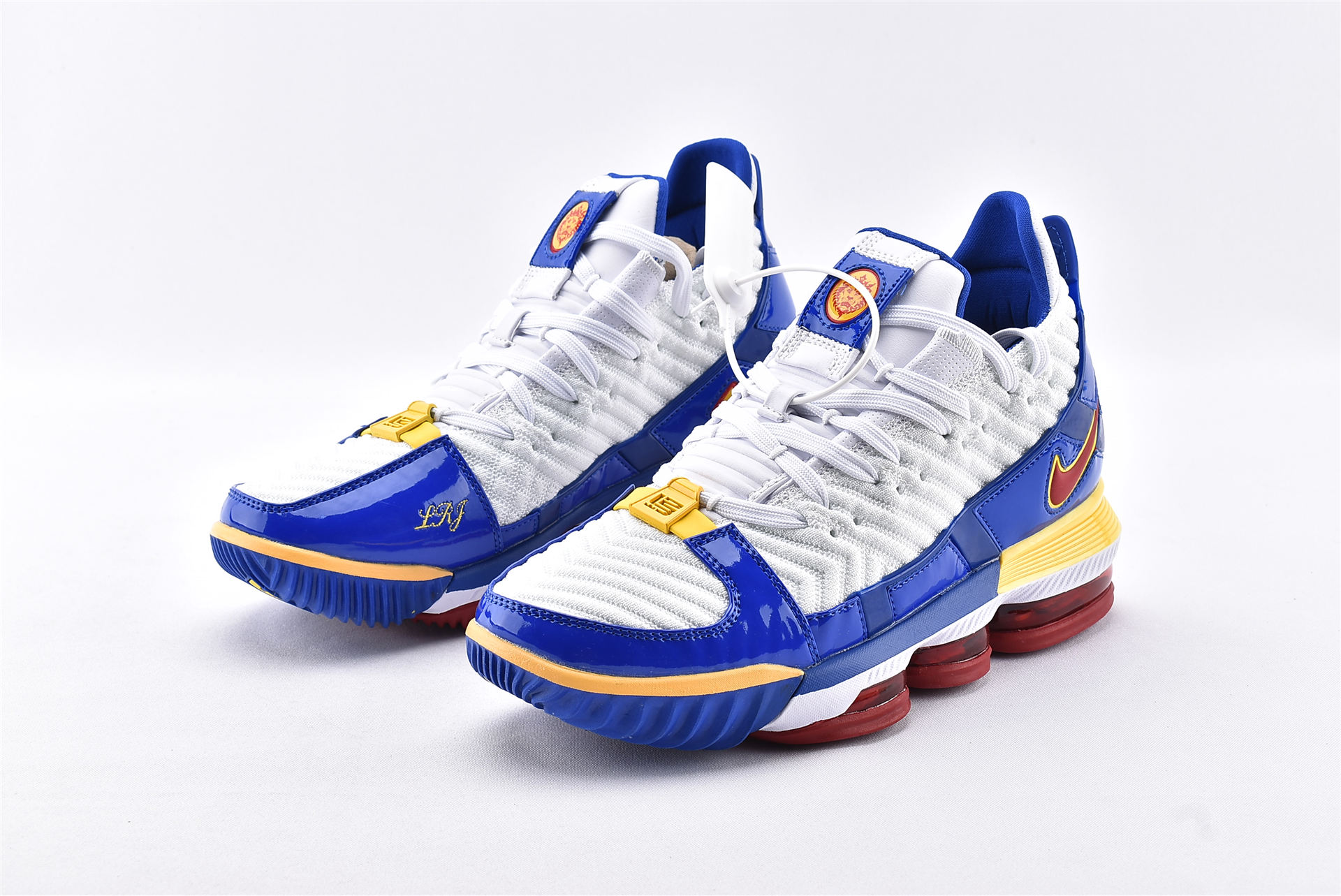 lazada lebron 16