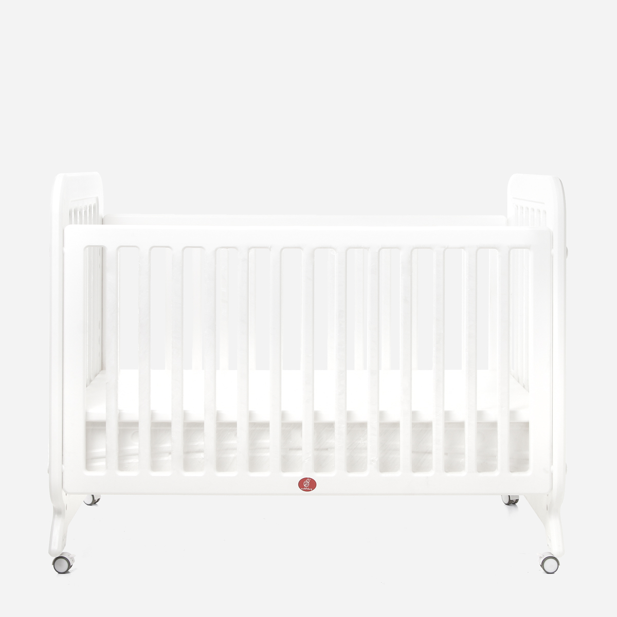 bailey mini crib
