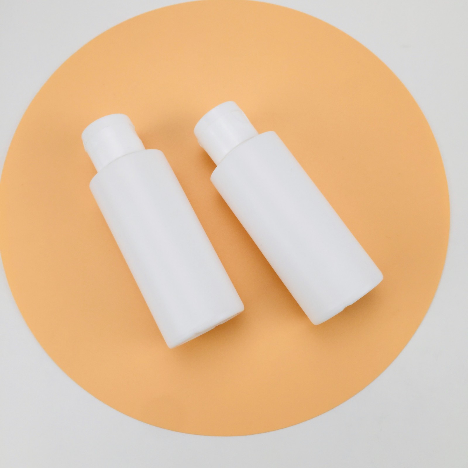 60ml HDPE LDPE Plastic WHITE Cylindrical Bottle Flip Top Cap (1 bottle