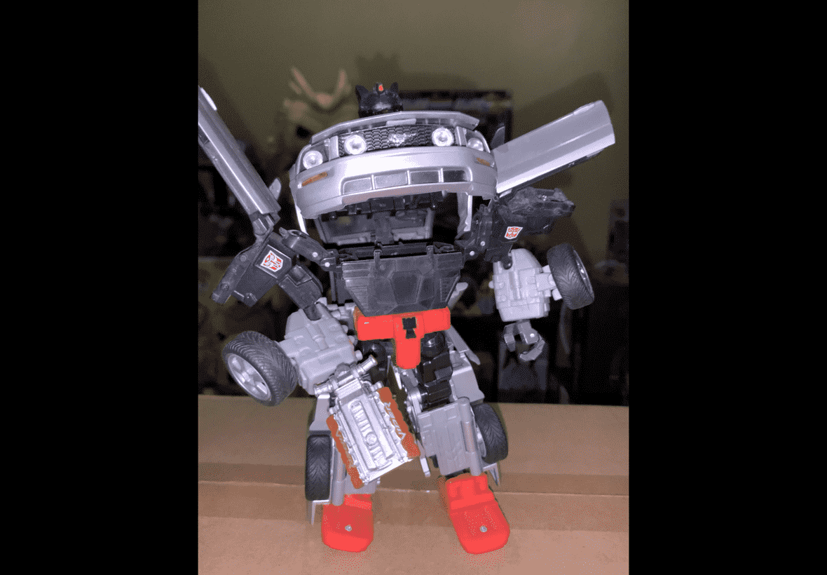 HASBRO TRANSFORMERS ALTERNATORS FORD MUSTANG GRIMLOCK Action Figure