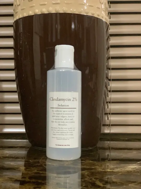 clindamycin toner benefits