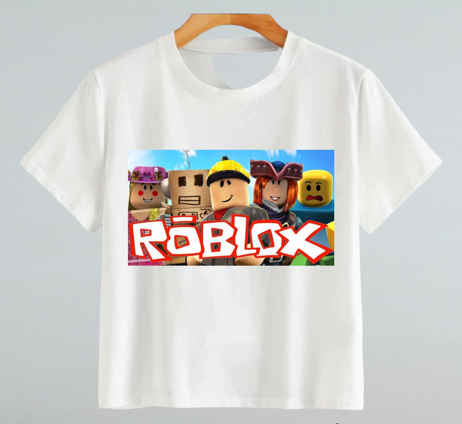 Pin En T-shirt Roblox  Roblox shirt, Roblox, White boy shirt