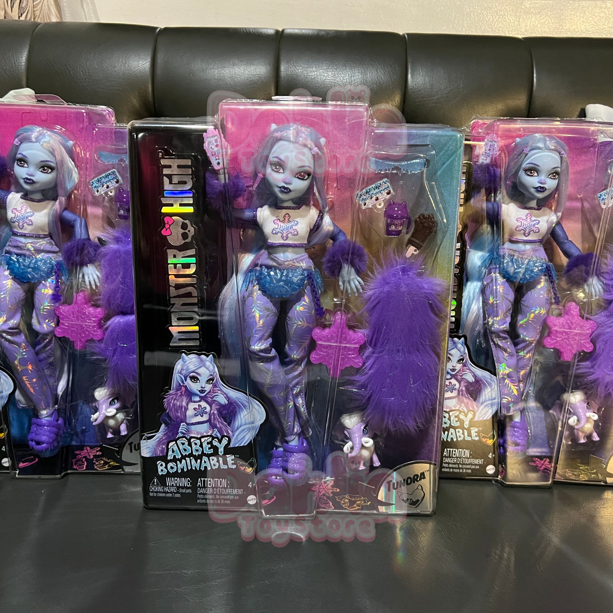  Monster High Doll, Abbey Bominable Yeti with Pet Mammoth Tundra  & Accessories Including Furry Scarf & Snowflake Backpack : Toys & Games