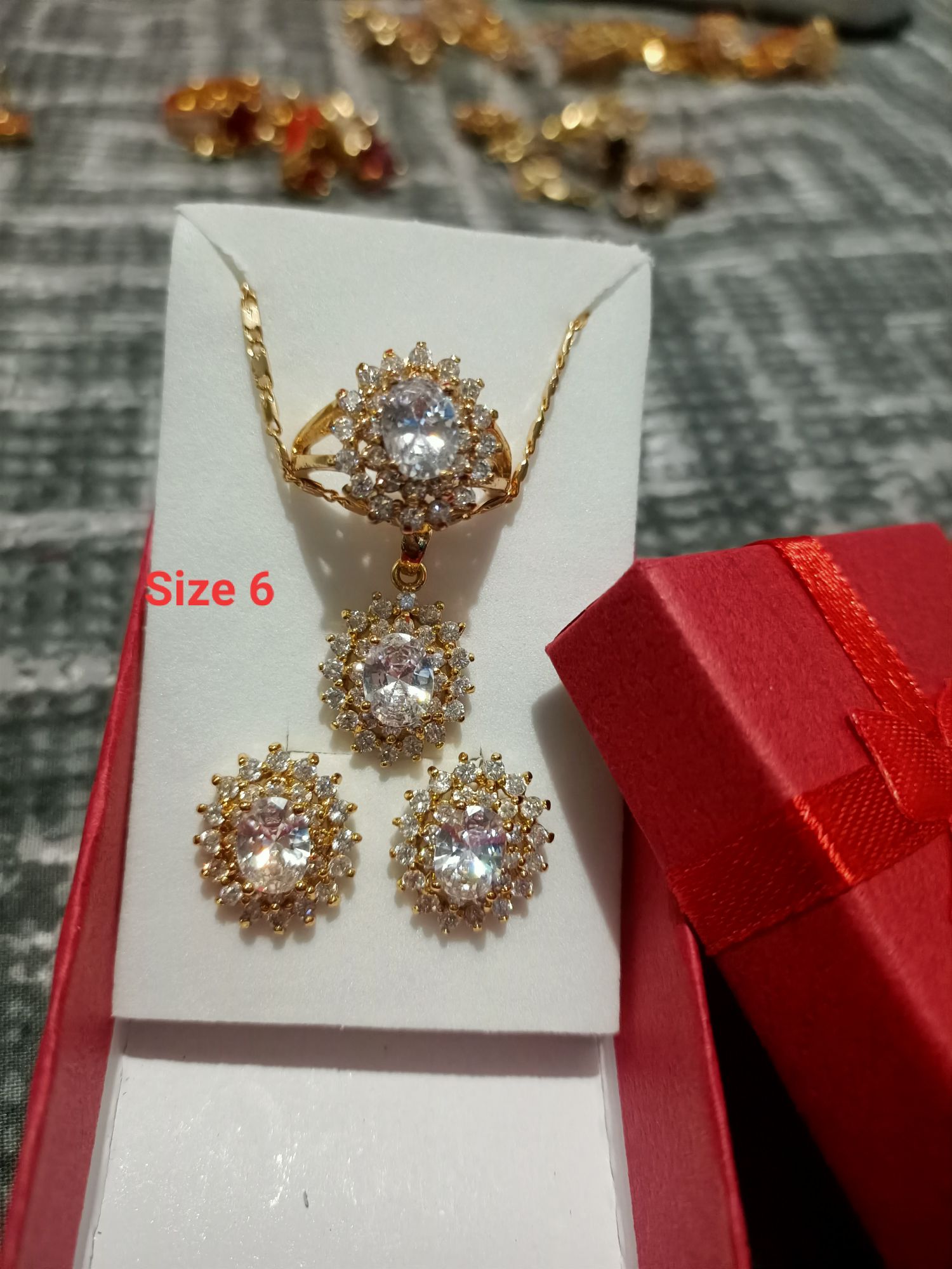 JEWELRY SET RUSSIAN STONE GOLD NOT PAWNABLE Local Supplier