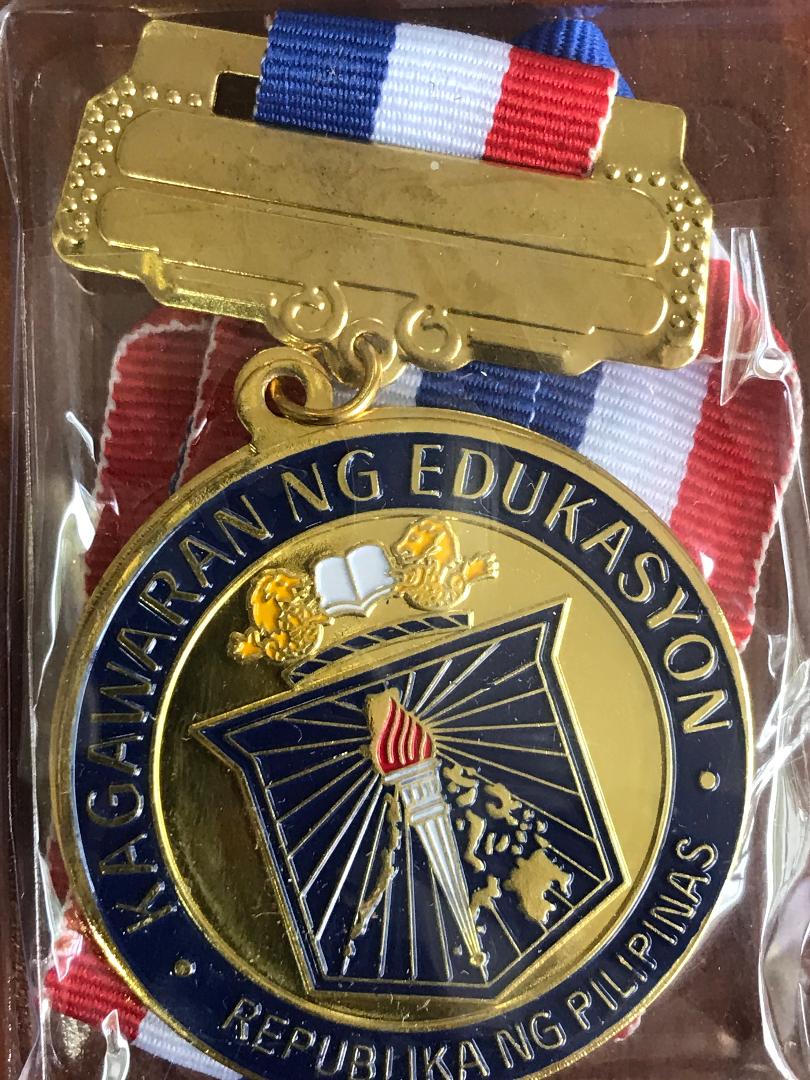 400PCS PER ORDER DEPED MEDALS KAGAWARAN 6CM GOLD Lazada PH