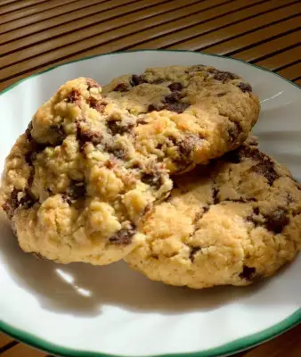 Ki-Ollie Choco Chip Oatmeal Cookies