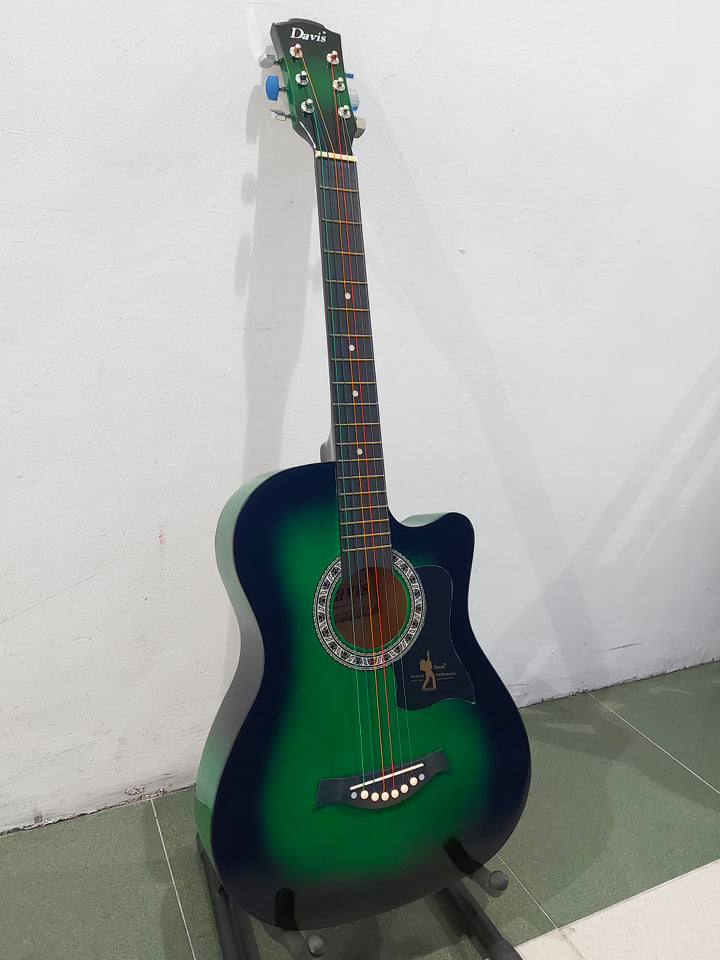 Davis Acoustic Guitar W/ Truss Rod & Colourful Strings W/ More Freebies
