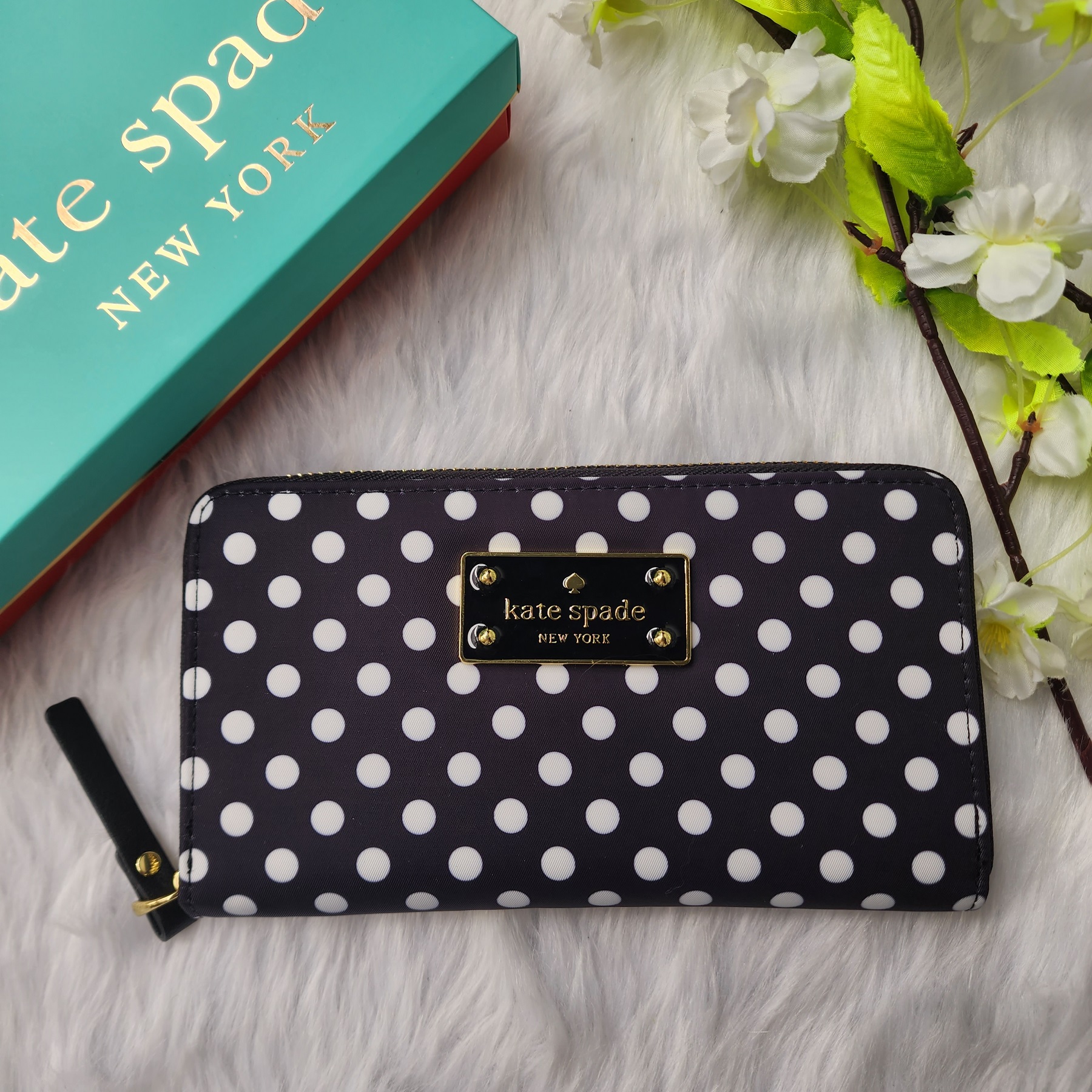 kate spade Polka Dots Dot Printed Saffiano Small Zip Around Card Case Wallet  