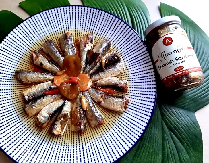 Spanish Sardines in Corn oil ( Hot and Spicy flavor) Net wt approx 240