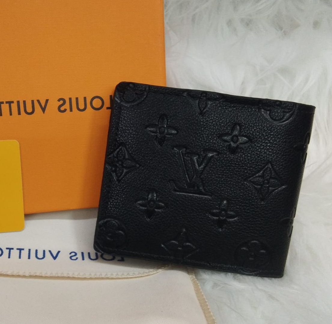Authentic Top Grade Leather Men's Wallet with Dust Bag Care Card