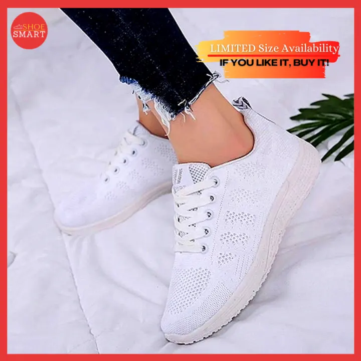 womens flat sneakers