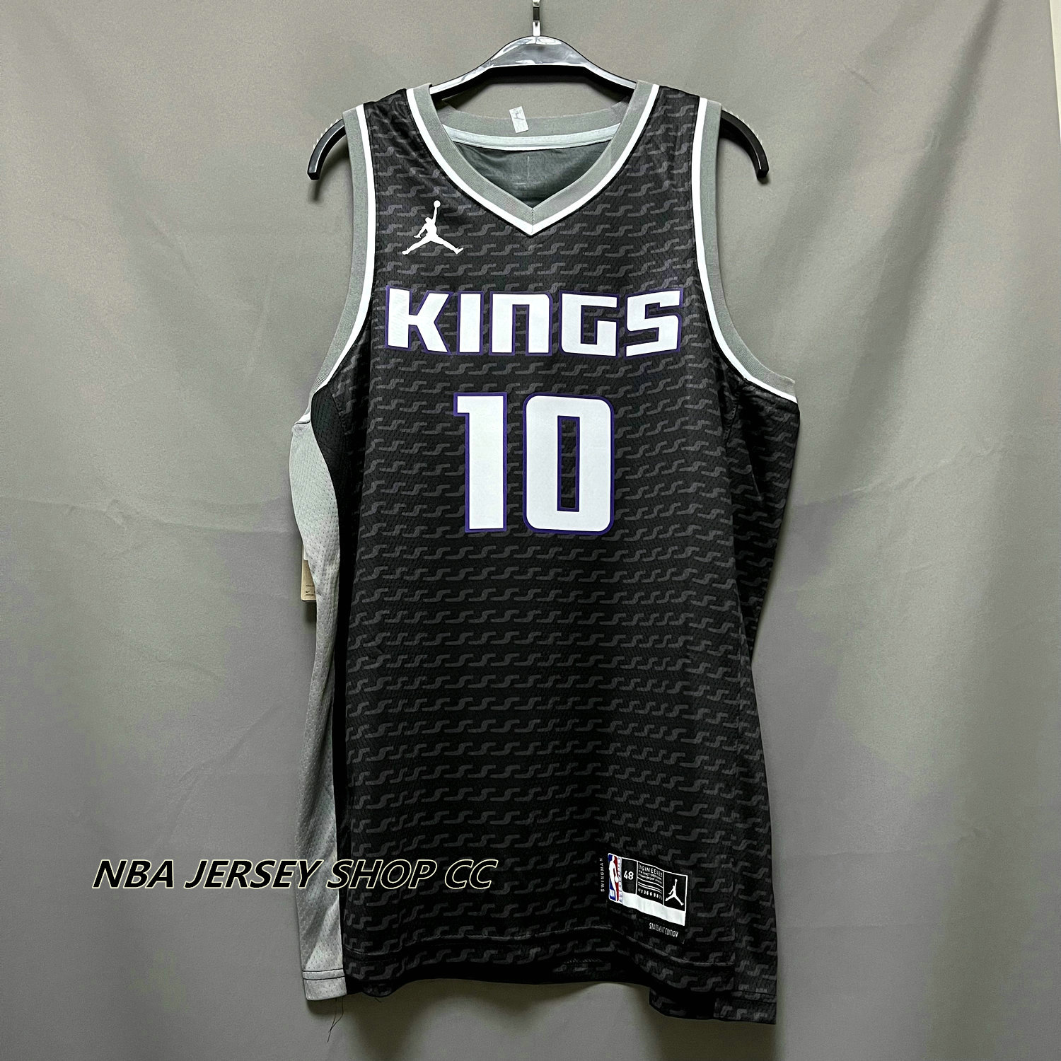 Nike Men's Sacramento Kings Domantas Sabonis #10 Black Dri-FIT Swingman  Jersey