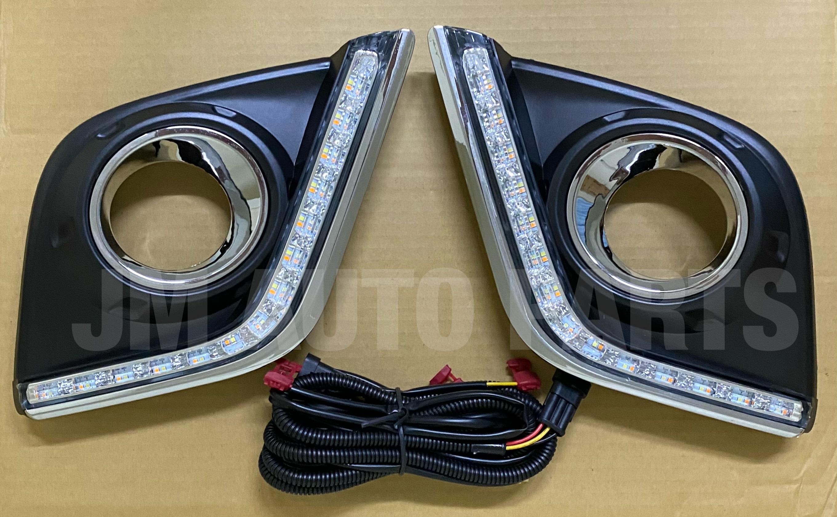 Toyota Hilux 2016 2017 Revo LED Fog Lamp Cover FogLamp Cover Fog