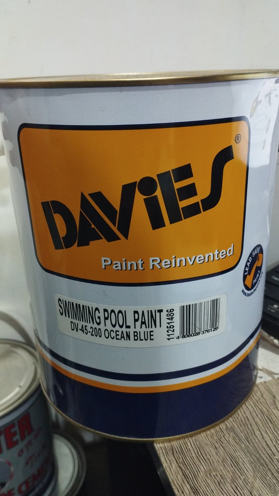 Davies Swimming Pool Paint Ocean Blue 4 Liters /1 Gallon DV45200