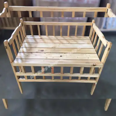 Dropside adjustable crib