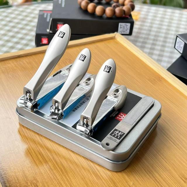 Ready stock ZWILLING Nail clipper set original nail clippers imported from  Germany high-grade, Beauty & Personal Care, Hands & Nails on Carousell