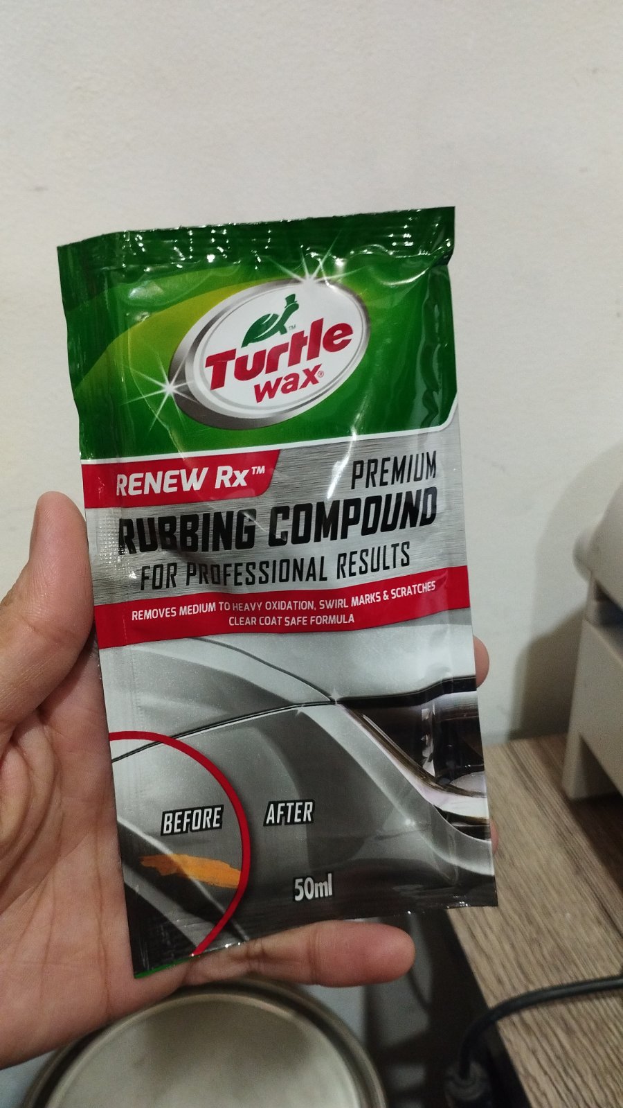 Turtle Wax Rubbing Compound 50ml Sachet Removes Oxidation , Swirl Marks