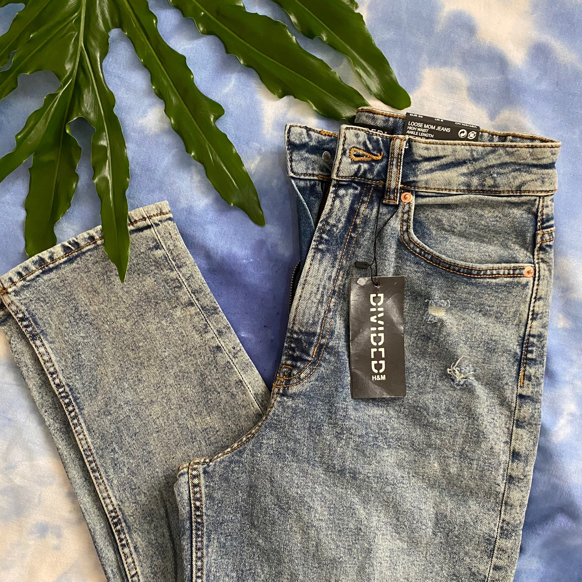 en anden spændende smeltet Mom Jeans (H&M Divided Highwaist ) | Lazada PH