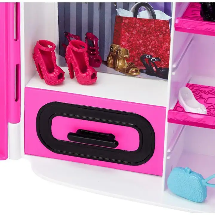 barbie fab closet