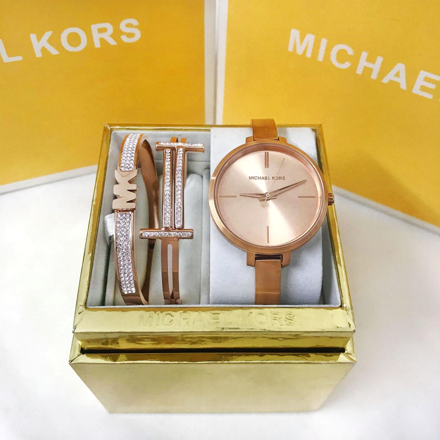 MICHAEL KORS NEW ZEALAND  MK4642 Michael Kors Emery ThreeHand Stainless  Steel Watch RRP 44900  Michael Kors Watches NZ Sale  Michael Kors Smart  Watches NZ Mk Watches Afterpay