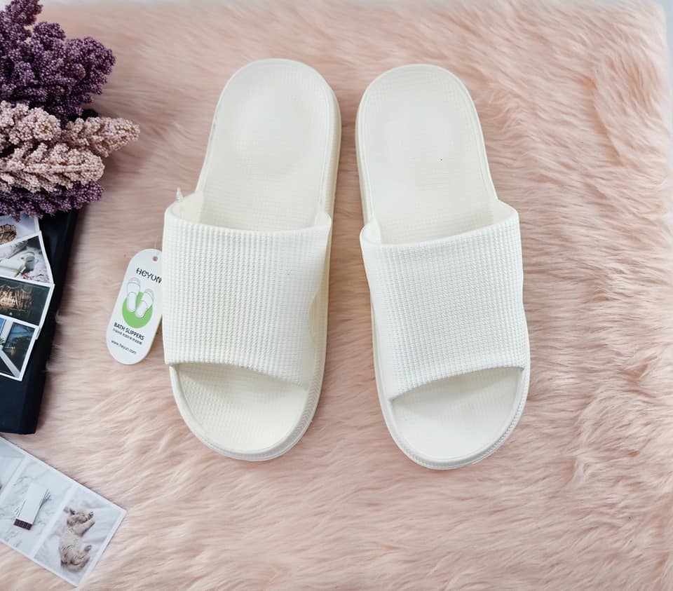 Heyun Bath Slippers: Buy sell online 